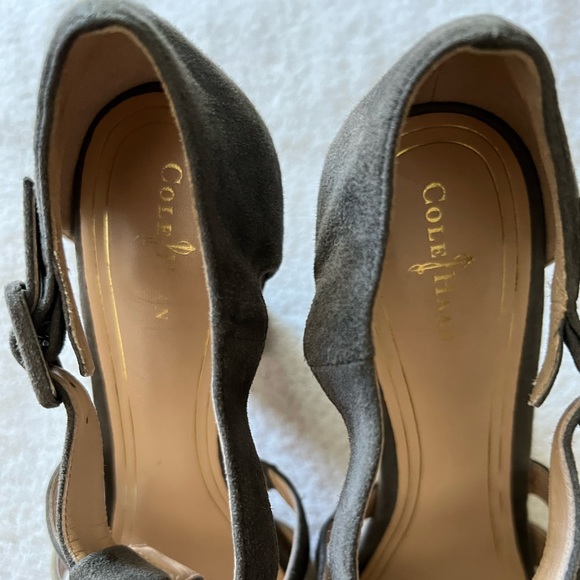 COLE HAAN CHELSEA SUEDE T-STRAP SANDAL MULTICOLOR SUEDE Heels Size 11 - Picture 3 of 12